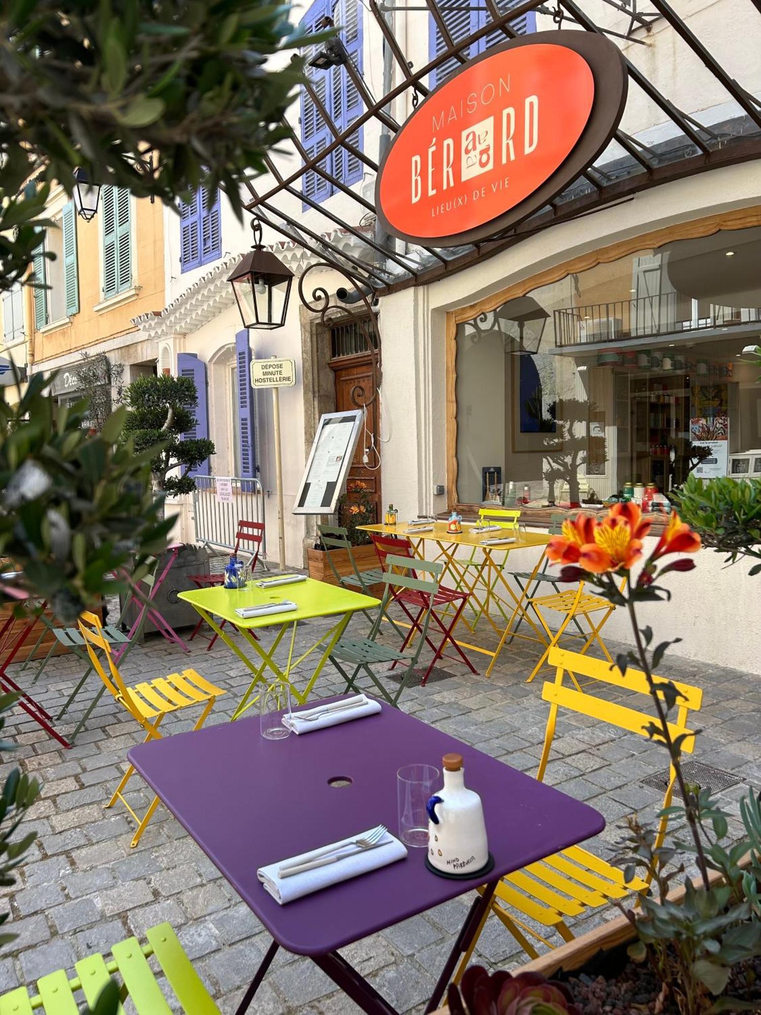 Maison Berard Hotel - Restaurant - Spa 라 카디에르 다쥐르 외부 사진